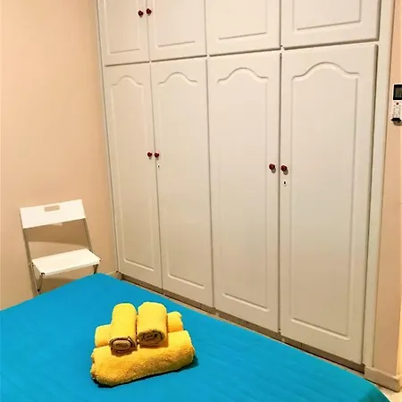Sunshine Apartment-fokeon דירה *